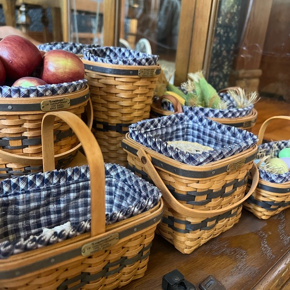 J.W. Longaberger Miniature Woven Basket Collection with Plaid Lining. - Picture 5 of 8